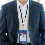 رويس حافظة محفظة جلدية لحمل بطاقات الهوية للجنسين مع حبل / حزام إضافي بكرة شارة قابلة للسحب وفتحة 3 بطاقات للعمل / المدرسة أزرق ملكي