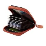 غلاف بطاقات جلدي بني