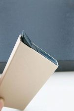 ⁦حقيبة بطاقات متعددة الاستخدامات فضي  - نسخة أصلية فضي⁩ - الصورة ⁦3⁩