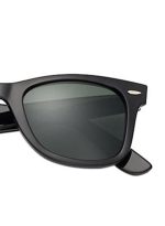 راي بان نظارة شمسية وايفيرر بعدسات مستقطبة - مقاس العدسات: 52 مم - Image 6