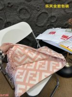 FF Scarf Light pink cashmere scarf - Image 4