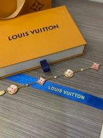 Color Blossom BB Star andSun Multi-Motif Bracelet, Rose Gold, Pink Mother-of-Pearl and Diamonds - Image 4