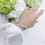Frivole bracelet, 7 flowers, medium model - Image 10