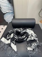 GG cashmere lamé jacquard scarf black - Image 9