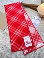 Check Wool Scarf Crayon red - Image 2