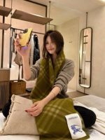 Check Wool Scarf green - Image 3