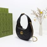 GG Marmont half-moon-shaped mini bag - Image 3