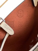 Bella Tote - Image 10