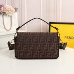 Fendi Baguette - Image 4