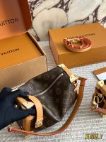 CUSTOMIZABLE Side Trunk MM - Image 4