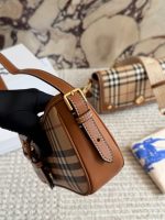 Burberry Retro Shoulder Bag - Image 3