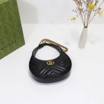 GG Marmont half-moon-shaped mini bag - Image 5