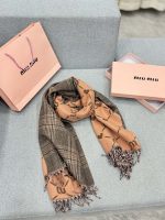Brown double-sided scarf - Image 6
