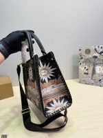 Dior On the go Tote Bag - Image 3