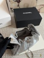 Chanel 25s hobo silver - Image 7