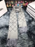 CHANEL Gray plaid scarf set - Image 6