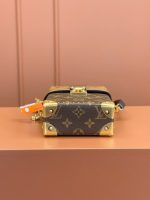 Camera Box - Image 10