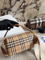 Burberry Baguette Bag - Image 3