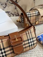 Burberry Retro Shoulder Bag - Image 6