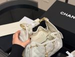 CHANEL 26、22 Handbag white - Image 9