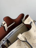 Bella Tote - Image 8