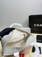 Chanel bowling ball - Image 7