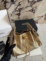 Chanel 25s hobo - Image 7