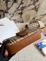 Burberry Retro Shoulder Bag - Image 7