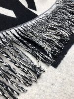 CHANEL Wool big c - Image 6