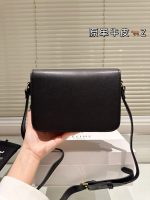 CLASSIQUE TRIOMPHE BAG IN shiny calfskin - Image 12