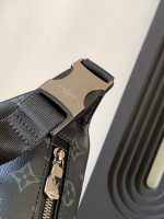 Discovery Bumbag PM - Image 8