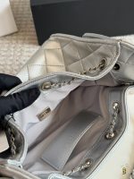 Chanel 25s hobo silver - Image 2