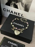 Custom-made Chanel pearl bracelet - Image 3