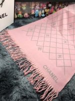 CHANEL pink and grey - Image 2