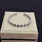 Gold and silver bracelets - Image 6