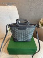 Beluga Mini Bag - Image 9