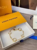 Color Blossom BB Star and Sun Multi-Motif Bracelet, Pink Gold, White Mother-of-Pearl and Diamonds - Image 12