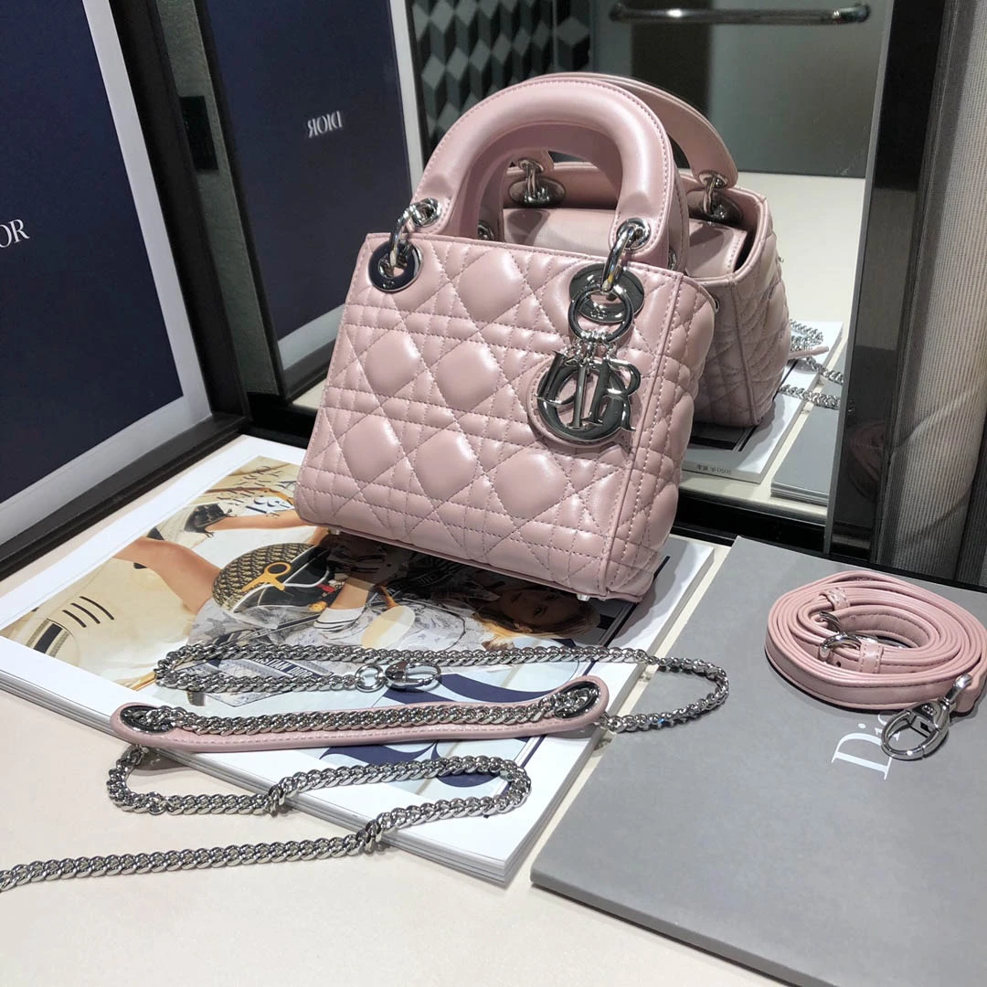 i0394447ed15a953c4f9b61d029e4af63.webp Classic size:17155cm in pearlescent pink - Image 1