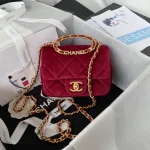 AS3450 Handbag with Diamond Chain Size: 20cm