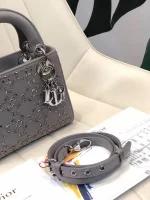 Grey leather shoulder strap with full original packaging - Image 2