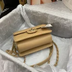 Chane Xiaoxiang Classic Bag Model: AS3002 size: 18/13/7 - Image 2