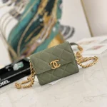 Chane Spherical Leather Size: 12 9 2.5cm Code: 81156 02843