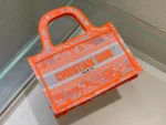 Book Tote Handbag Size: 23cm - Image 3