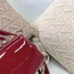 Dior Lady Dior in five-compartment patent detail - Image 2