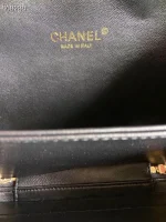 Chane Vanity case Vintage Cosmetic Bag Model: 93343 Size: 21cm - Image 2