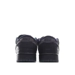 Familia x Nike SB Dunk Low Low-Top Sneakers - Image 4