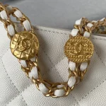 CHANE Underarm Bag Lychee Leather Size: 24.5×21.5x8cm - Image 2