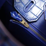 Crocodile bag - Image 3