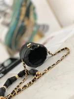 Chane Bucket Bag Size: 10 9 9cm Code: 82330 - Image 2