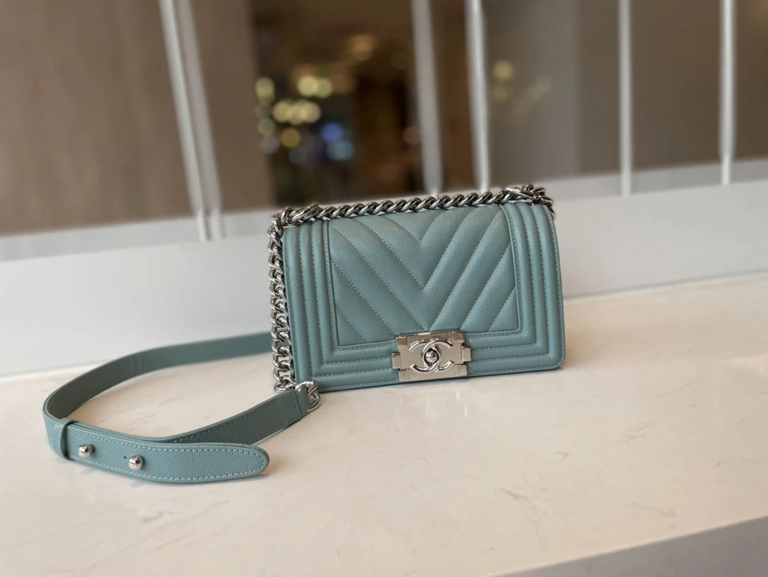 i1fb3883d59a73415e8416816ec194648.webp Chane ball grain calfskin Size:20cm - Image 1